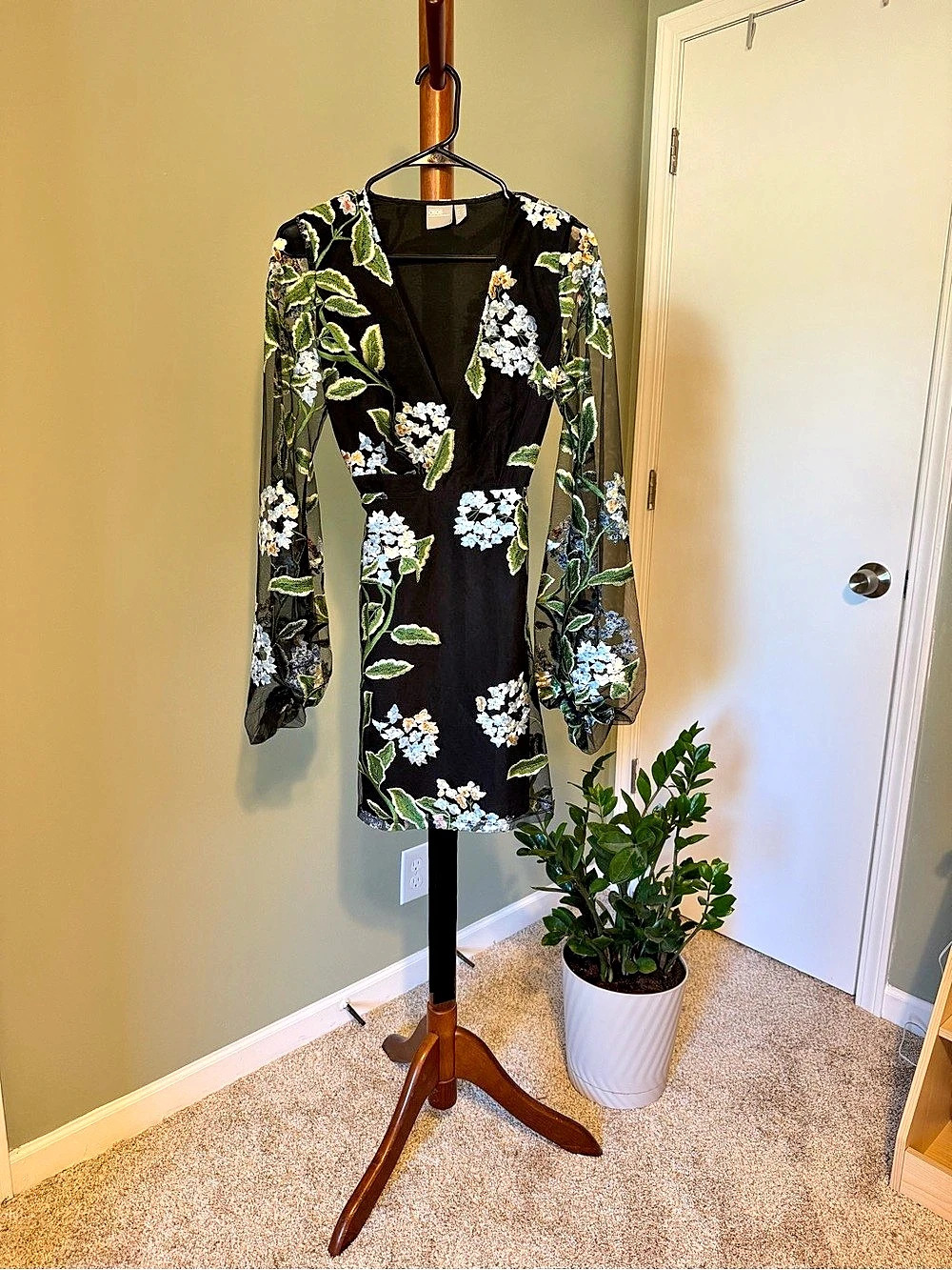 ASOS Floral Mini Dress Black & Green - Size 0